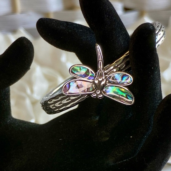 NWT Abalone Shell Dragonfly Cuff Bracelet in Black Oxidized Stainless Steel 7.5” - Picture 5 of 8